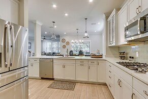 3 Decks & Water Views: Breezy Home in Hilton Head