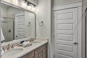 3 Decks & Water Views: Breezy Home in Hilton Head