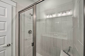 3 Decks & Water Views: Breezy Home in Hilton Head