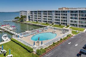 Walk to Ocean City Beach: Family Condo w/ Pool
