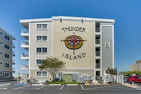 Walk to Ocean City Beach: Family Condo w/ Pool