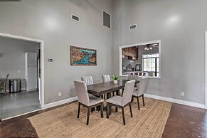 Starkvegas Clubhouse ~ 2 Mi to MSU Campus!