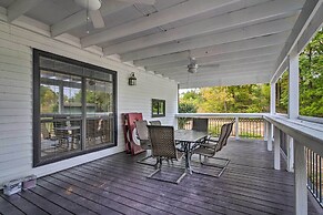 Starkvegas Clubhouse ~ 2 Mi to MSU Campus!