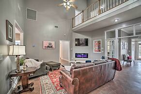 Starkvegas Clubhouse ~ 2 Mi to MSU Campus!