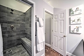 Starkvegas Clubhouse ~ 2 Mi to MSU Campus!