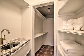 ~ 10 Mi to Downtown: Quiet Dallas Studio