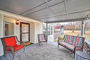 Eufaula Escape w/ Deck - Steps to Lake!