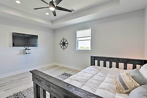 Walk to Beach: Chic Crystal Beach Escape w/ Deck!