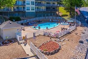 Modern Osage Beach Condo w/ 2 Porches & Lake Views