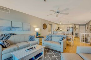 Lake-view Condo w/ Community Pools in Osage Beach!