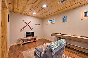 Cabin w/ Hot Tub & Grill - 6 Mi to Broken Bow Lake