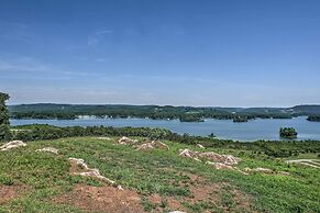 Guntersville Lake Cabin w/ 3 Fishing Ponds!