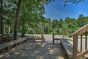 Guntersville Lake Cabin w/ 3 Fishing Ponds!