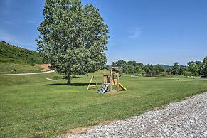 Guntersville Lake Cabin w/ 3 Fishing Ponds!