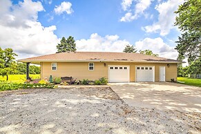 Bloomington Family Home - Private Deck & Yard