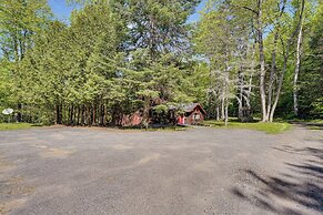 Saranac Lake Cabin w/ Deck: Pets Welcome!