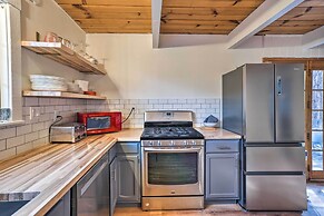 3 Mi to Big Bear Lake & Village: Home w/ Balcony