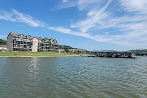 Boat Ramp, Dock & Slip: Step-free Camdenton Condo!