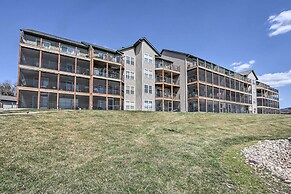 Boat Ramp, Dock & Slip: Step-free Camdenton Condo!
