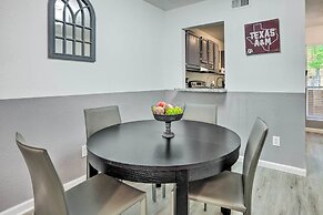 Pet-friendly Bryan Escape ~ 2 Mi to Texas A & M
