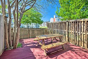 Pet-friendly Bryan Escape ~ 2 Mi to Texas A & M