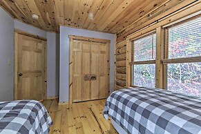 Grand 4,000 Sq Ft House - 11 Miles to Lancaster!