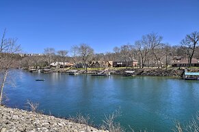 Modern Lakefront Condo w/ Porch & Dock Access