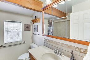 Scenic Views & Game Room: Garden City Retreat!