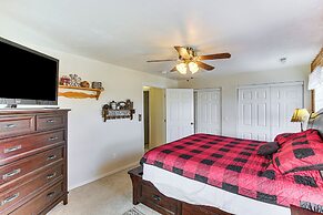 Scenic Views & Game Room: Garden City Retreat!