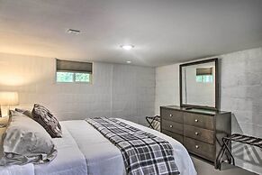 Cozy Getaway: 5 Miles to Duluth & Lake Superior!