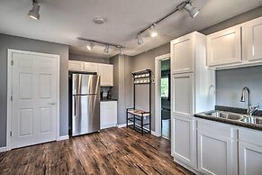 Cozy Getaway: 5 Miles to Duluth & Lake Superior!