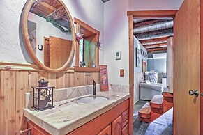 Cozy Easton Cabin w/ Wenatchee Nat'l Forest Views!