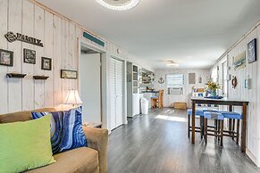 1 Mi to Surfside Beach: Bbq-ready Home in Freeport