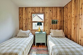 Farmhouse in Country Setting Near Gravity Hill