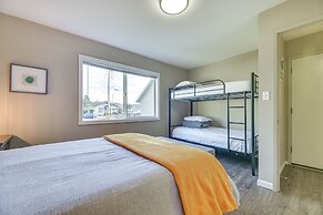 Pet-friendly Hoquiam Cottage w/ River Access!