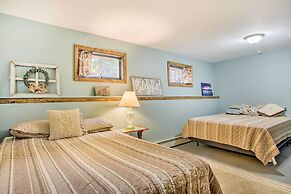 Pet-friendly Gilford Home: 3 Mi to Gunstock & Lake