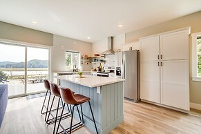 Charming Florence Home w/ Fire Pit & River Views!