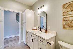 Charming Florence Home w/ Fire Pit & River Views!