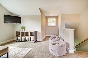 Charming Florence Home w/ Fire Pit & River Views!