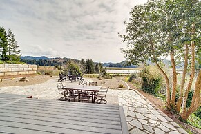 Charming Florence Home w/ Fire Pit & River Views!