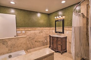 Jacksonville Home on 1 Acre ~ 6 Mi to Beach!