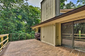 Jacksonville Home on 1 Acre ~ 6 Mi to Beach!