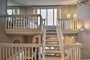 2 Mi to Margaritaville Resort: Lake-view Retreat!