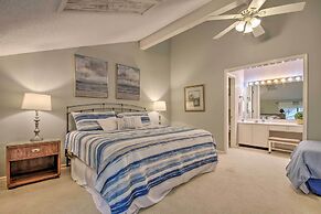 2 Mi to Margaritaville Resort: Lake-view Retreat!