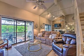 2 Mi to Margaritaville Resort: Lake-view Retreat!