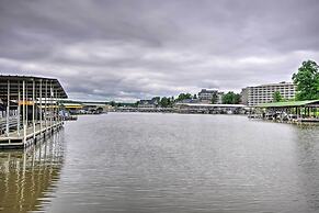 2 Mi to Margaritaville Resort: Lake-view Retreat!