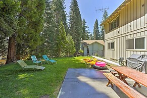 Lake Almanor Country Club Home w/ Views & Kayaks!