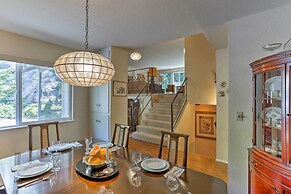 Lake Almanor Country Club Home w/ Views & Kayaks!