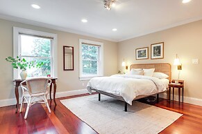 Hudson River Views: Briarcliff Manor Home w/ Deck