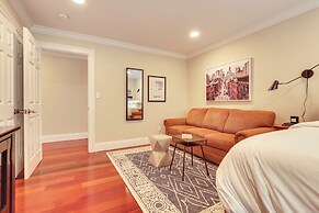 Hudson River Views: Briarcliff Manor Home w/ Deck